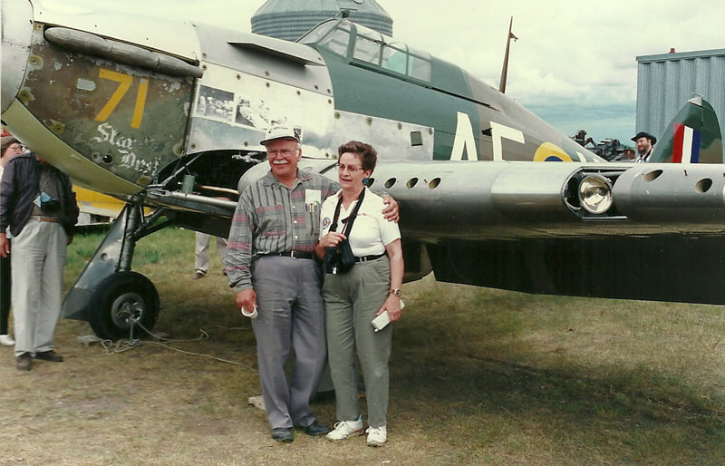 Harry Whereatt and his wife Anna, with Harry's Hurricane, Stardust, during a visit to their farm at Assiniboia during the 1993 CAHS convention. Photo from Angie McNulty 